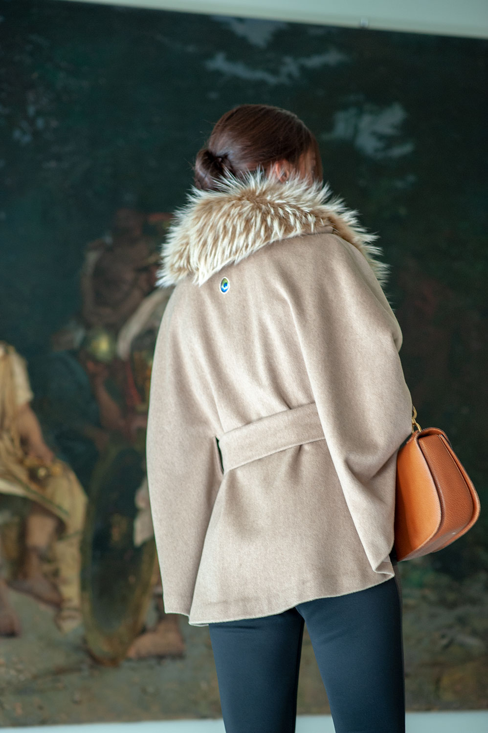 moscow-beige-murmaski-pavoni-vaganti-model (7)