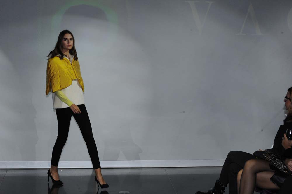 manhattan white yellow03