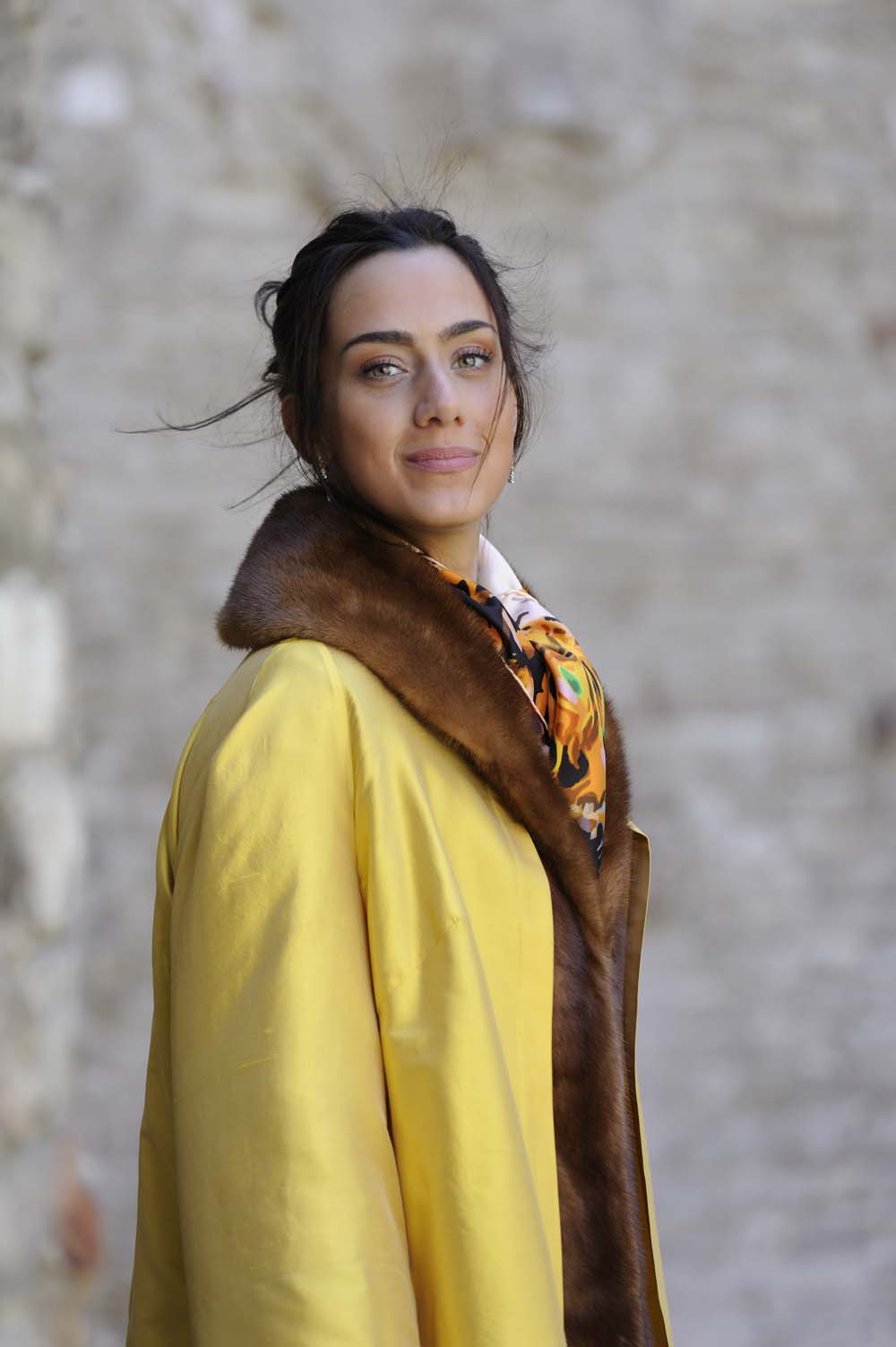 roma honey yellow i2