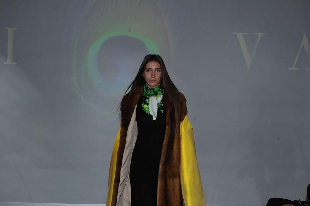 roma honey yellow01 1