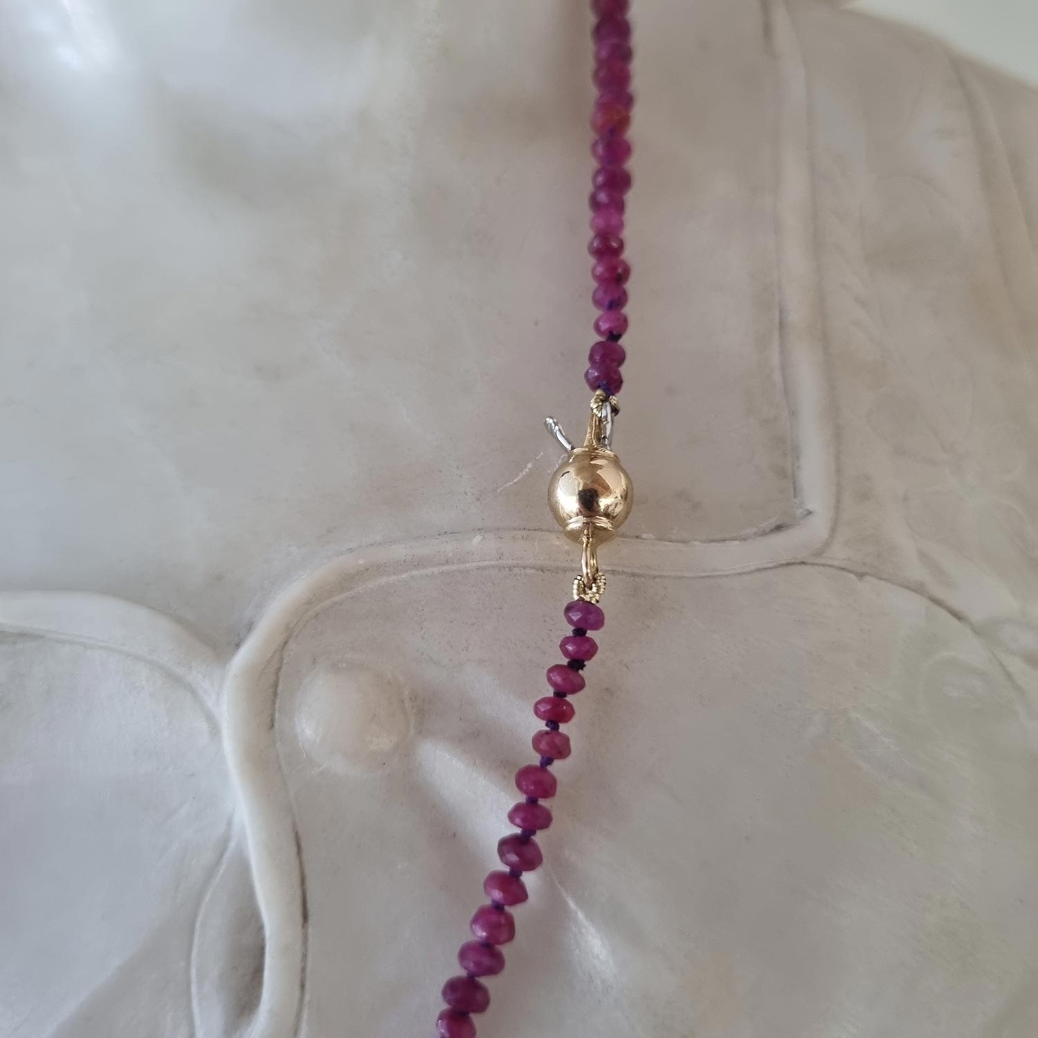 pavoni vaganti rubini collana4 pavoni vaganti rubini collana4